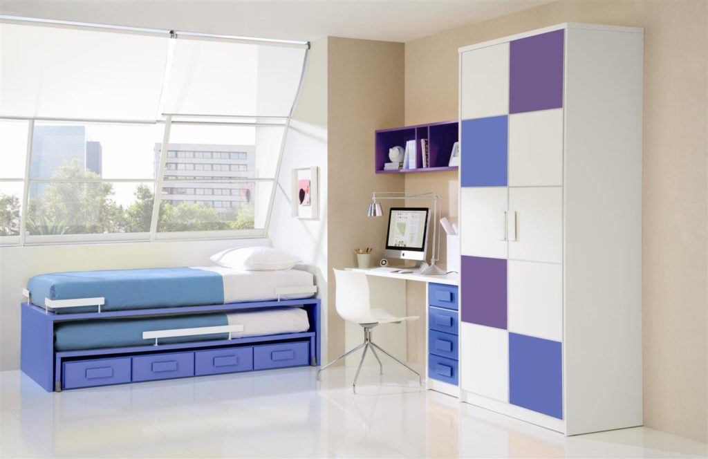 Трехцветная мебель с двухярусной кроватью, столом и шкафом Md320
