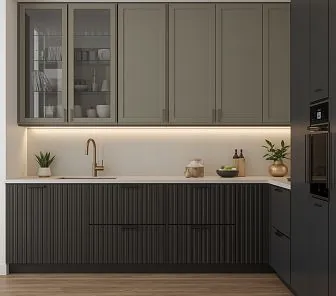 L-образная кухня с комбинированными фасадами