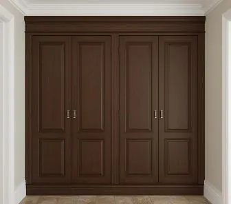 Встроенный шкаф с четырьмя распашными дверцами