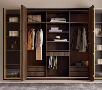 Роскошный гардеробный шкаф с золотой отделкой G234