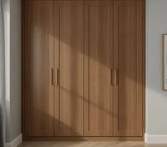 Шкаф из натурального дерева с чистой вертикальной текстурой