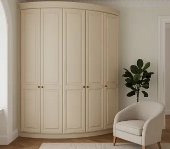 Элегантный радиусный шкаф в мягком бежевом оттенке