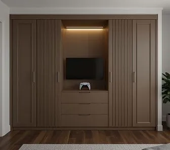 Встроенный шкаф-гардероб с центральной ТВ-нишей