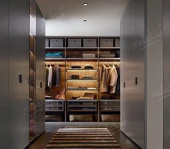 Мужская гардеробная комната  G63