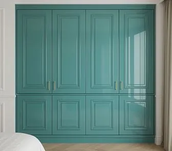 Встроенный шкаф в изумрудно-бирюзовом цвете глянцевый
