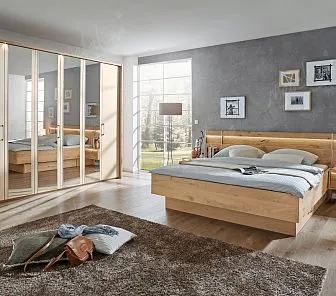 Распашной шкаф с зеркальными дверцами RF73