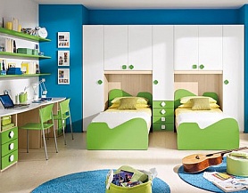 Комплект мебели (две кровати, столы, стулья) Md25084