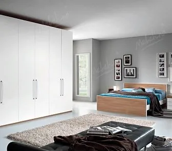 3-х секционный распашной шкаф до потока RF188