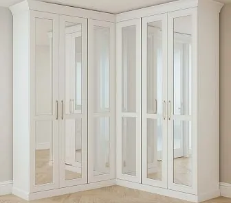 Угловой шкаф с зеркальными фасадами