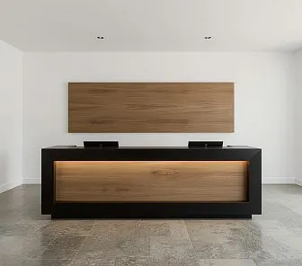 Стойка ресепшн чёрно-дубовая с подсветкой