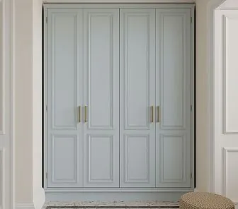 Шкаф в небесно-голубом с классической фрезеровкой