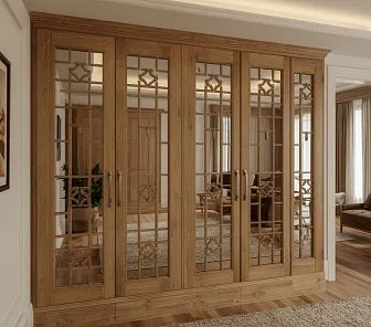 Шкаф из натурального ясеня с зеркальными дверцами и декоративными решётками